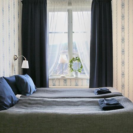 Polhem Bed & Breakfast Фалун Екстериор снимка