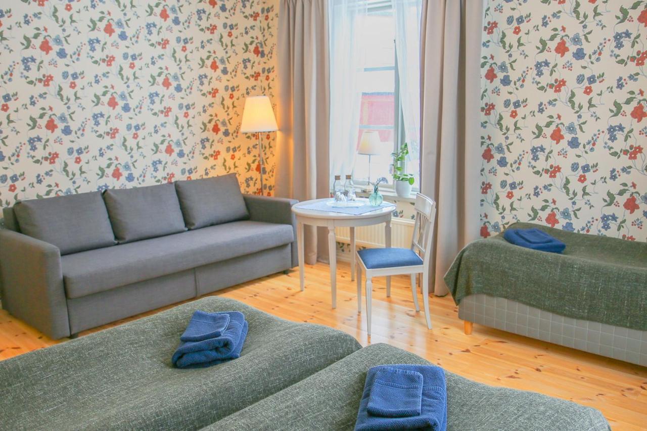 Polhem Bed & Breakfast Фалун Екстериор снимка